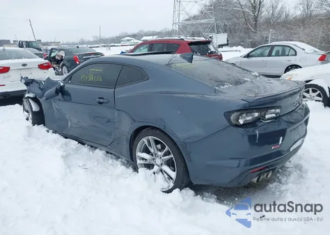 2021 Chevrolet Camaro Rwd Lt1 z USA, uszkodzony, nr VIN 1G1FF1R78M0135899